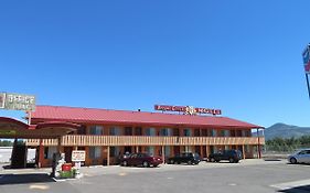 Royal Crest Motel Medford